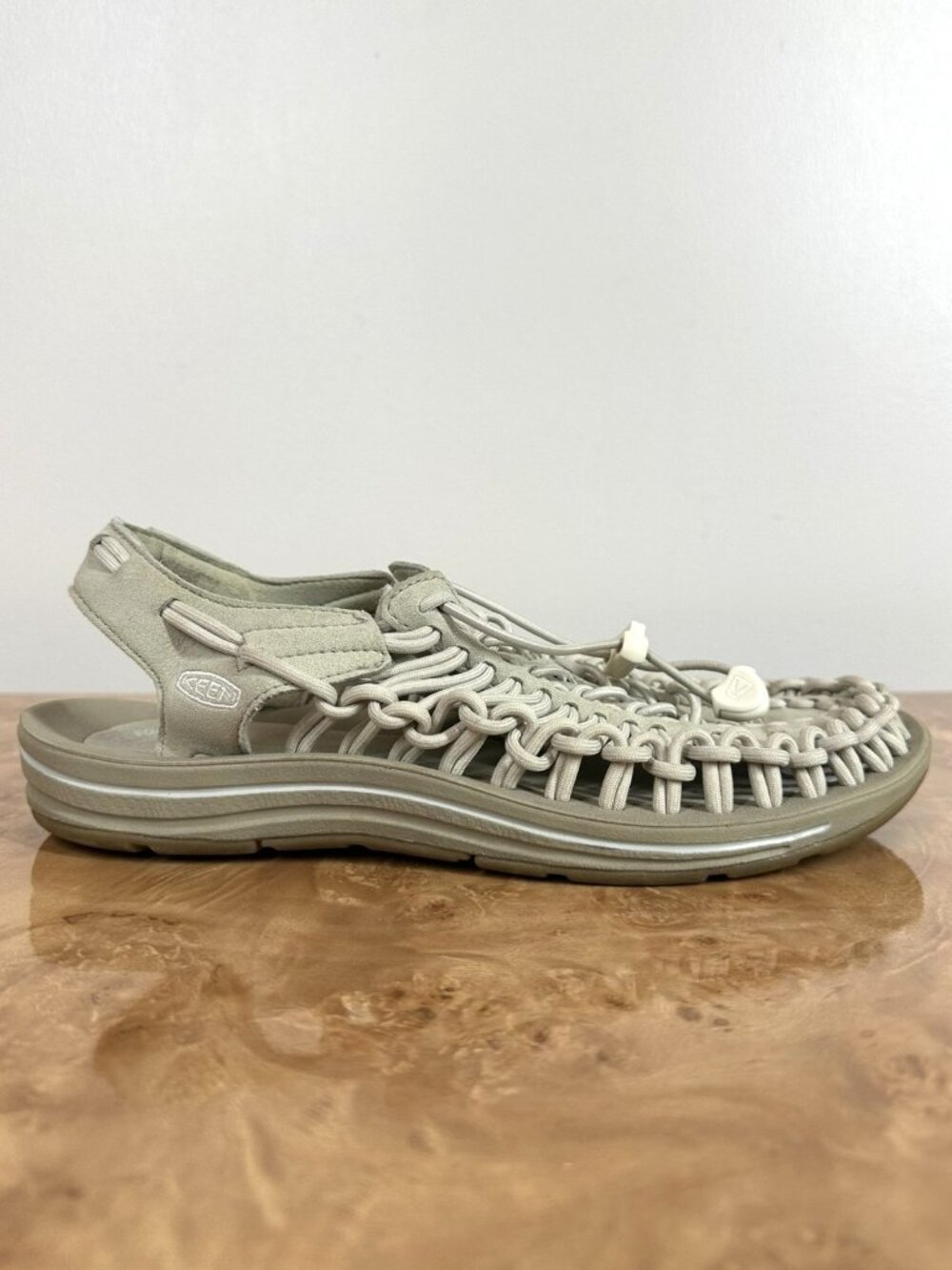 KEEN UNEEK Gray Green Woven Cord Sport Sandals Women’s 9.5 EU 40